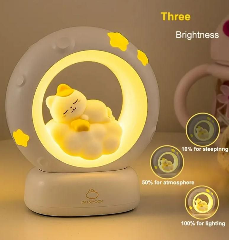 Sleeping Cat LED Night Lamp