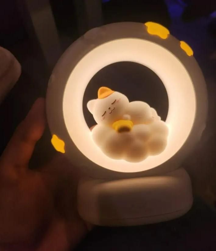 Sleeping Cat LED Night Lamp